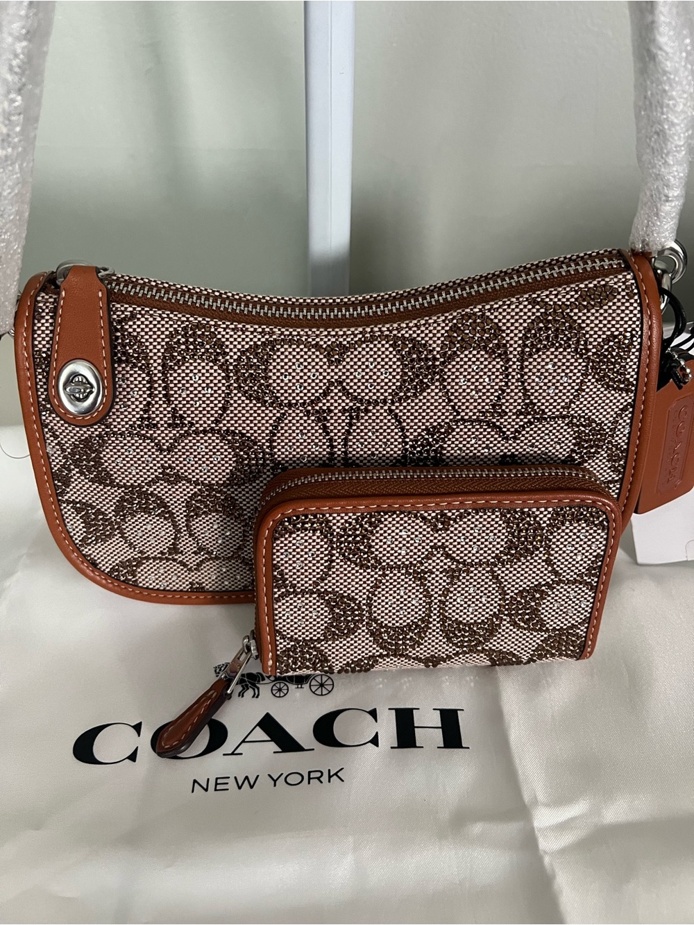 Coach Swinger 20 In Crystal Jacquard And Matching Wallet - Picture 2 of 10